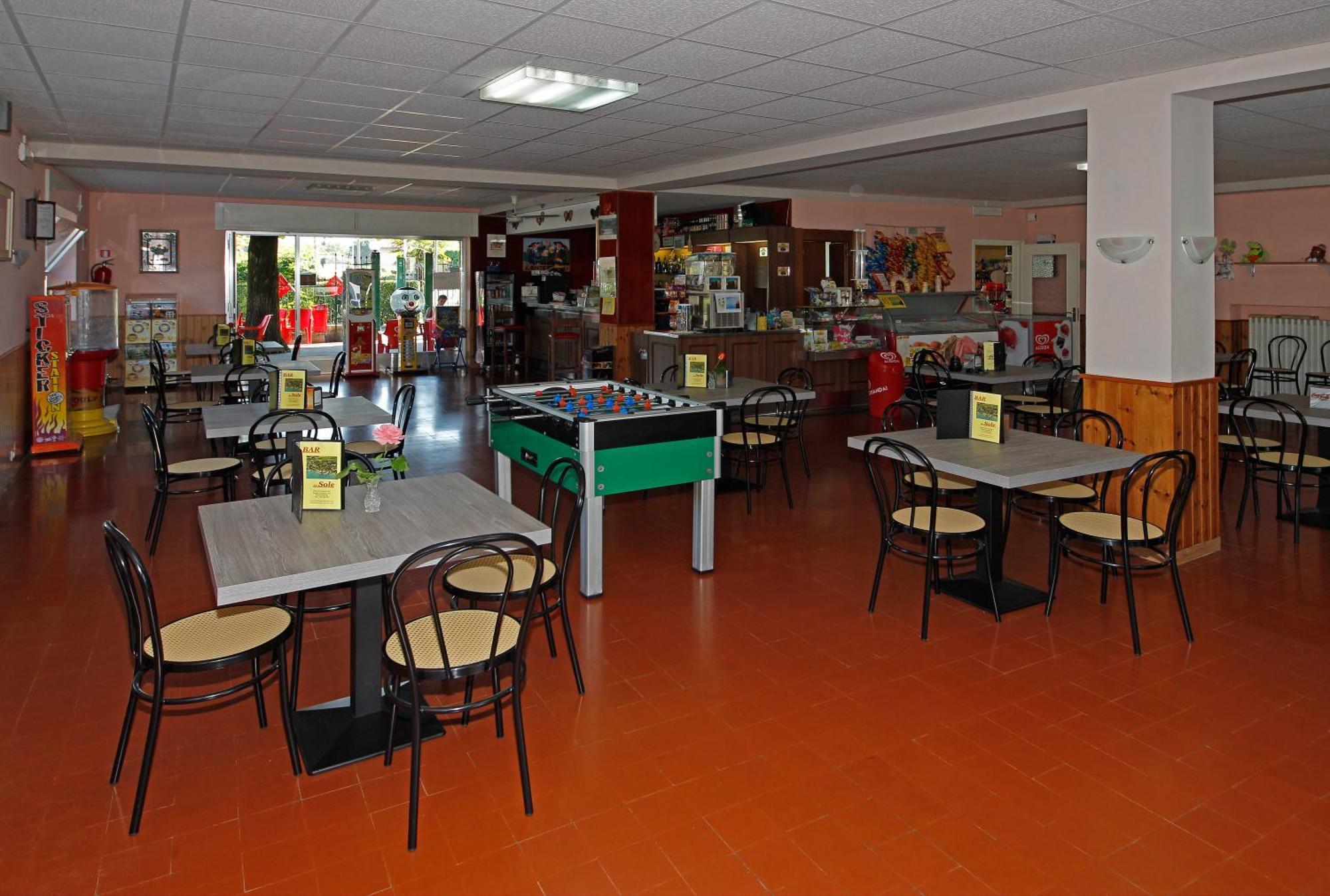 Campeggio Internazionale Del Sole วิเวโรเน ภายนอก รูปภาพ