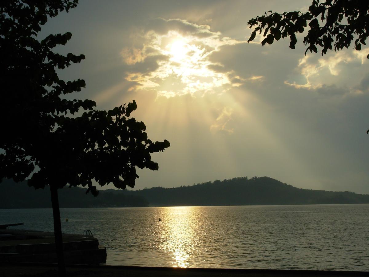 Campeggio Internazionale Del Sole วิเวโรเน ภายนอก รูปภาพ